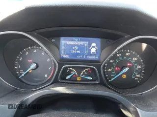 2013 Ford Focus SE with VIN 1FADP3F20DL325958, listed as a IAAI auction lot 41997500 with 195,793 mi miles. Bid and sale history available at carsss.com. Image 7.