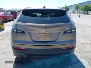 2020 Cadillac XT4 FWD Sport with VIN 1GYFZER4XLF032646, listed as a IAAI auction lot 42078928 with 11,987 mi miles and . Bid and sale history available at DreamBid. Image 17.