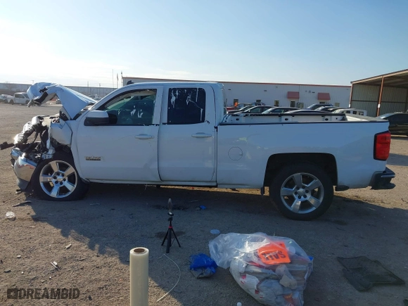 2014 Chevrolet Silverado 1500 LT with VIN 1GCRCREC2EZ278679, listed as a IAAI auction lot 41237424 with 146,932 mi miles. Bid and sale history available at carsss.com. Image 15.