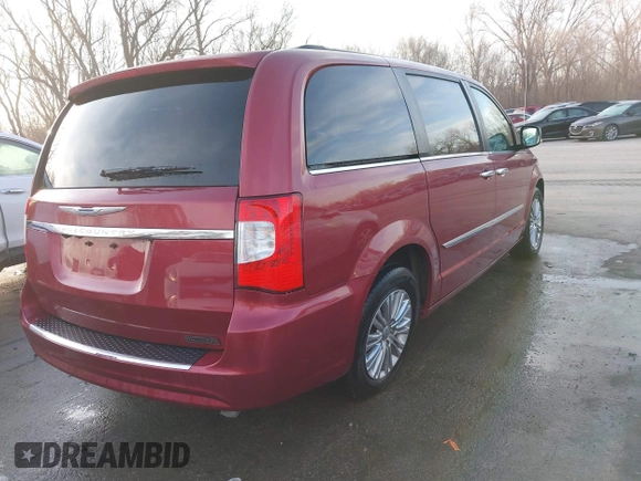 2015 Chrysler Town & Country Touring-L with VIN 2C4RC1CG7FR674321, listed as a IAAI auction lot 41750796 with 165,179 mi miles. Bid and sale history available at carsss.com. Image 4.