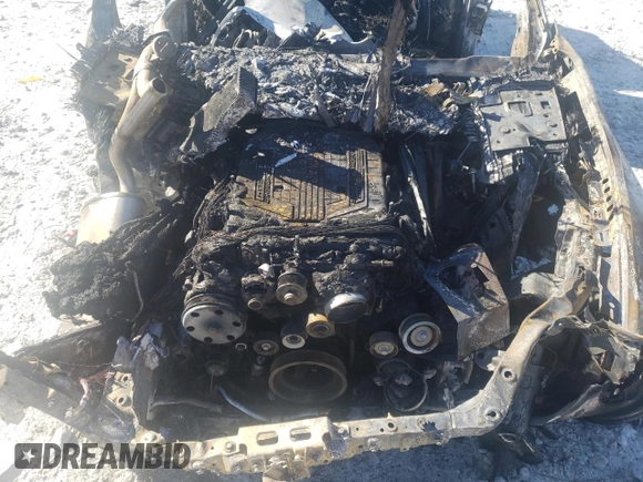 2017 Cadillac CTS-V z VIN 1G6A15S64H0197804, wystawiony jako Copart lot #86535984 z przebiegiem Nie podano mil oraz Nie do naprawy • Non repairable. Historia ofert i sprzedaży dostępna na DreamBid. Obrazek 12.