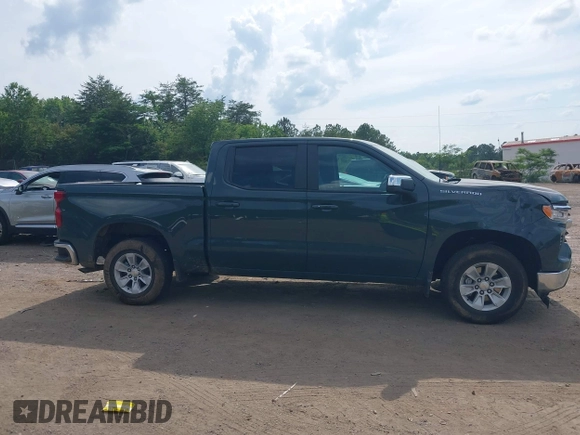 2025 Chevrolet Silverado 1500 LT with VIN 3GCPACED0SG204739, listed as a IAAI auction lot 42152555 with 11,662 mi miles and . Bid and sale history available at DreamBid. Image 13.