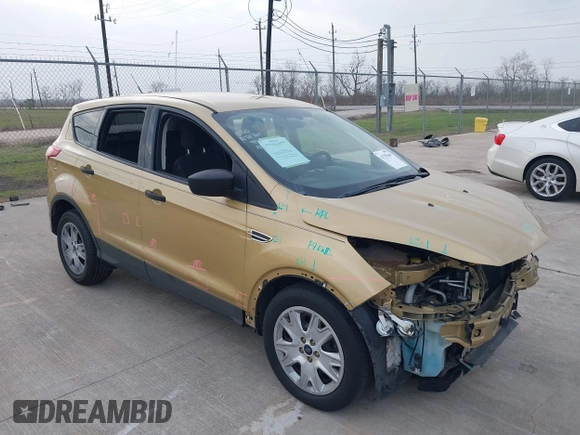 2014 Ford Escape S with VIN 1FMCU0F72EUC36991, listed as a IAAI auction lot 41785649 with 108,233 mi miles. Bid and sale history available at carsss.com. Image 1.