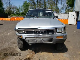 1991 Toyota Pickup DLX с VIN JT4VN13D2M5048913, выставлен на аукционе Copart как лот 54565315 с пробегом 284 115 миль миль и Списание • Salvage title. История ставок и продаж доступна на DreamBid. Изображение 5.
