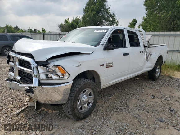 2017 Ram 2500 Tradesman z VIN 3C6UR5HJ6HG568513, wystawiony jako Copart lot #53139154 z przebiegiem 124 674 mil mil oraz Szkoda całkowita • Salvage title. Historia ofert i sprzedaży dostępna na DreamBid. Obrazek 1.