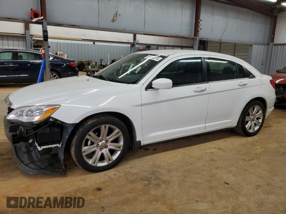 2013 Chrysler 200 LX with VIN 1C3CCBAB9DN761882, listed as a Copart auction lot 85113374 with 164,102 mi miles and Salvage Title. Bid and sale history available at carsss.com. Image 1.