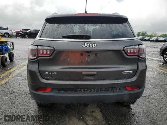 2022 Jeep Compass Latitude Lux с VIN 3C4NJDFB4NT170410, выставлен на аукционе Copart как лот 57294025 с пробегом 30 776 миль миль и Списание • Salvage title. История ставок и продаж доступна на DreamBid. Изображение 6.