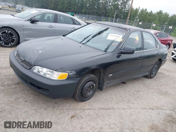 1997 Honda Accord LX z VIN 1HGCD5631VA242492, wystawiony jako IAAI lot #42442502 z przebiegiem 164 482 mil mil oraz . Historia ofert i sprzedaży dostępna na DreamBid. Obrazek 2.