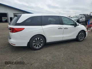 2021 Honda Odyssey EX-L with VIN 5FNRL6H74MB010055, listed as a Copart auction lot 52749245 with 187,646 mi miles and Clean Title. Bid and sale history available at DreamBid. Image 3.