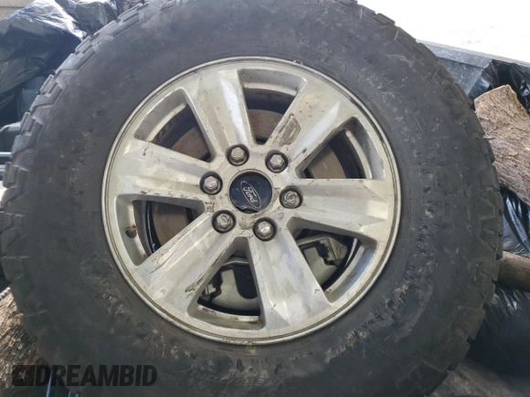 2018 Ford F-150 XL with VIN 1FTMF1CB1JKC72470, listed as a Copart auction lot 46689225 with 129,364 mi miles and Clean Title. Bid and sale history available at carsss.com. Image 12.