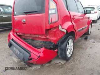 2011 Kia Soul + with VIN KNDJT2A25B7218551, listed as a IAAI auction lot 41521447 with 195,282 mi miles. Bid and sale history available at carsss.com. Image 12.