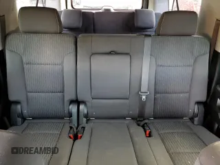2019 Chevrolet Suburban LS с VIN 1GNSKGKC0KR321738, выставлен на аукционе Copart как лот 77894554 с пробегом 80 612 миль миль и Списание • Salvage title. История ставок и продаж доступна на DreamBid. Изображение 10.