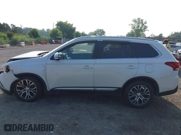 2016 Mitsubishi Outlander GT с VIN JA4JZ4AX4GZ018319, выставлен на аукционе IAAI как лот 42701251 с пробегом 135 936 миль миль и . История ставок и продаж доступна на DreamBid. Изображение 15.