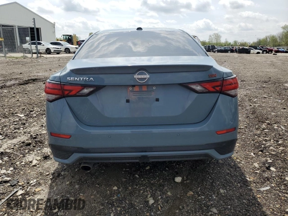 2025 Nissan Sentra SR z VIN 3N1AB8DV2SY221081, wystawiony jako Copart lot #55232405 z przebiegiem 9 391 mil mil oraz Szkoda całkowita • Salvage title. Historia ofert i sprzedaży dostępna na DreamBid. Obrazek 6.