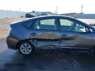 2008 Toyota Prius with VIN JTDKB20U683334450, listed as a IAAI auction lot 42105330 with 197,834 mi miles and . Bid and sale history available at DreamBid. Image 6.
