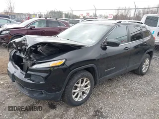 2018 Jeep Cherokee Latitude Plus with VIN 1C4PJMLB7JD507892, listed as a IAAI auction lot 41879277 with 122,269 mi miles and . Bid and sale history available at DreamBid. Image 17.