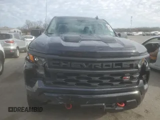 2022 Chevrolet Silverado 1500 Custom Trail Boss with VIN 3GCPDCED4NG533598, listed as a Copart auction lot 87164224 with 14,725 mi miles and Salvage Title. Bid and sale history available at DreamBid. Image 5.
