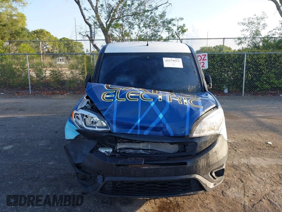 2021 Ram ProMaster City Cargo Tradesman с VIN ZFBHRFAB8M6T15288, выставлен на аукционе IAAI как лот 42179513 с пробегом 49 609 миль миль и . История ставок и продаж доступна на DreamBid. Изображение 12.