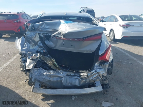 2019 Toyota Avalon Hybrid Limited with VIN 4T1B21FB8KU009988, listed as a IAAI auction lot 41424216 with 66,996 mi miles. Bid and sale history available at carsss.com. Image 16.