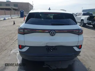 2023 Volkswagen ID.4 S z VIN 1V25MPE80PC043892, wystawiony jako IAAI lot #41669315 z przebiegiem 49 976 mil mil oraz . Historia ofert i sprzedaży dostępna na DreamBid. Obrazek 16.
