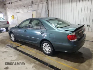 2005 Toyota Camry LE z VIN 4T1BE30K75U432514, wystawiony jako Copart lot #58487885 z przebiegiem 223 106 mil mil oraz Szkoda całkowita • Salvage title. Historia ofert i sprzedaży dostępna na DreamBid. Obrazek 2.