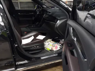 2022 Cadillac XT6 Premium Luxury with VIN 1GYKPDRS7NZ112856, listed as a IAAI auction lot 41328577 with 1 mi miles. Bid and sale history available at carsss.com. Image 5.