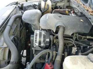 2006 Chevrolet Silverado 1500 LS z VIN 2GCEK13V961219632, wystawiony jako IAAI lot #42674081 z przebiegiem 291 540 mil mil oraz . Historia ofert i sprzedaży dostępna na DreamBid. Obrazek 19.