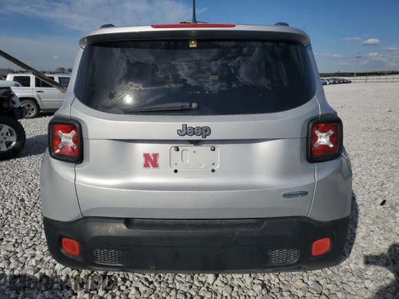 2015 Jeep Renegade Latitude with VIN ZACCJABT9FPC04550, listed as a Copart auction lot 52883135 with 117,651 mi miles and Salvage Title. Bid and sale history available at DreamBid. Image 6.