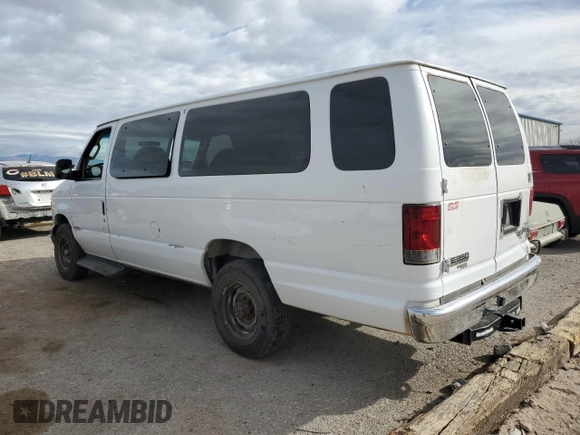 2006 Ford Econoline Passenger XL with VIN 1FBSS31L06DB13059, listed as a Copart auction lot 44926645 with 298,894 mi miles and Salvage Title. Bid and sale history available at carsss.com. Image 2.