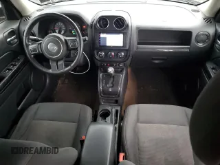 2013 Jeep Patriot Latitude with VIN 1C4NJPFB1DD255761, listed as a Copart auction lot 52772015 with 184,635 mi miles and Salvage Title. Bid and sale history available at carsss.com. Image 8.