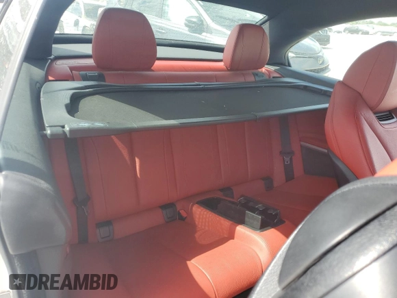 2017 BMW 4 Series 430i z VIN WBA4U7C55H5D43181, wystawiony jako Copart lot #54221125 z przebiegiem 43 048 mil mil oraz Szkoda całkowita • Salvage title. Historia ofert i sprzedaży dostępna na DreamBid. Obrazek 10.