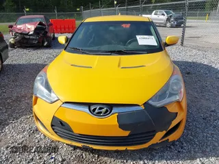 2012 Hyundai Veloster w/Gray Int with VIN KMHTC6AD2CU079902, listed as a IAAI auction lot 42088473 with 143,983 mi miles. Bid and sale history available at carsss.com. Image 6.
