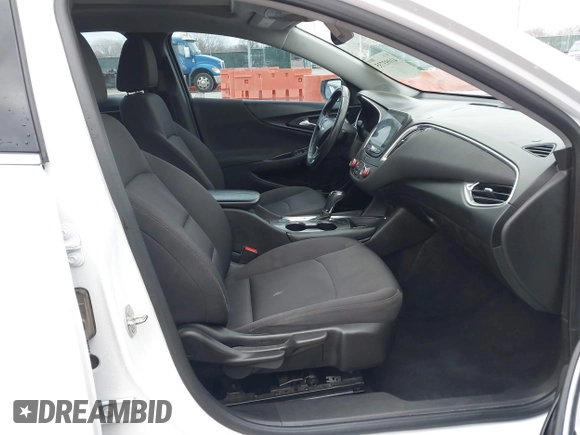 2018 Chevrolet Malibu LT with VIN 1G1ZD5ST0JF153372, listed as a IAAI auction lot 41093735 with 111,093 mi miles and . Bid and sale history available at DreamBid. Image 5.