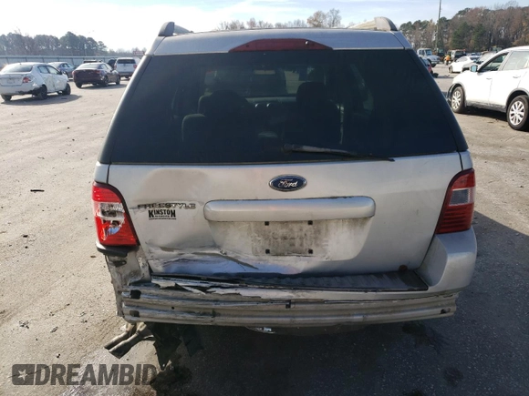 2005 Ford Freestyle SE with VIN 1FMZK01105GA19828, listed as a Copart auction lot 84290684 with 231,841 mi miles and Salvage Title. Bid and sale history available at carsss.com. Image 6.