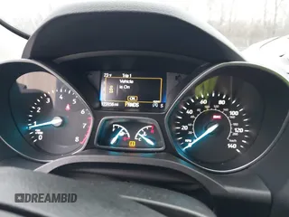 2018 Ford Escape SE z VIN 1FMCU9GD2JUC77186, wystawiony jako IAAI lot #41308133 z przebiegiem 123 156 mil mil oraz . Historia ofert i sprzedaży dostępna na DreamBid. Obrazek 7.
