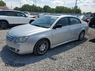 2006 Toyota Avalon XL z VIN 4T1BK36B86U101779, wystawiony jako Copart lot #57324635 z przebiegiem 184 003 mil mil oraz Szkoda całkowita • Salvage title. Historia ofert i sprzedaży dostępna na DreamBid. Obrazek 1.