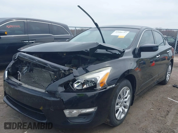 2015 Nissan Altima 2.5 SV with VIN 1N4AL3AP1FC582082, listed as a IAAI auction lot 42006657 with 132,343 mi miles. Bid and sale history available at carsss.com. Image 17.