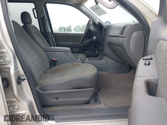 2004 Ford Explorer XLS with VIN 1FMZU62K74UC37365, listed as a IAAI auction lot 42204190 with 144,350 mi miles and . Bid and sale history available at DreamBid. Image 5.
