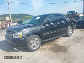2007 Chevrolet Avalanche LTZ with VIN 3GNFK12367G164433, listed as a IAAI auction lot 42747301 with 163,980 mi miles and . Bid and sale history available at DreamBid. Image 2.