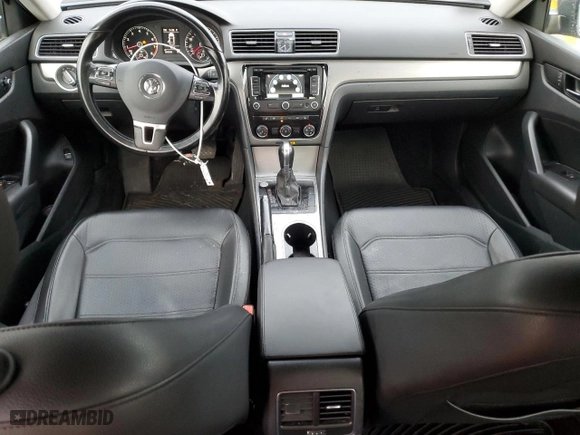 2014 Volkswagen Passat SE with VIN 1VWBP7A38EC018710, listed as a Copart auction lot 42289915 with 100,595 mi miles and Salvage Title. Bid and sale history available at carsss.com. Image 8.