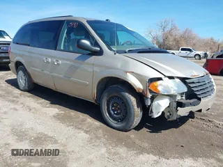 2005 Chrysler Town & Country LX с VIN 2C4GP44R45R376112, выставлен на аукционе IAAI как лот 42145190 с пробегом 257 807 миль миль и . История ставок и продаж доступна на DreamBid. Изображение 1.