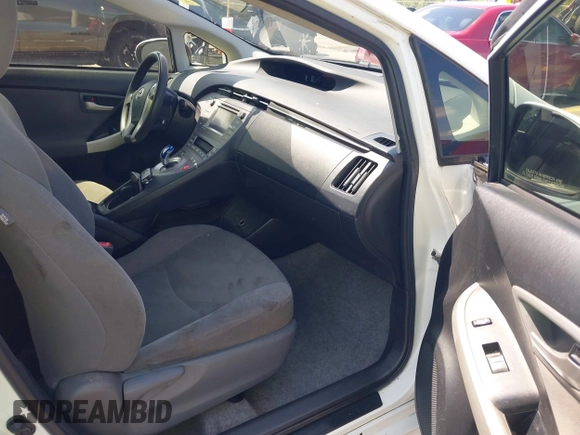 2015 Toyota Prius Four with VIN JTDKN3DU5F1876137, listed as a IAAI auction lot 42060062 with 287,361 mi miles. Bid and sale history available at carsss.com. Image 5.