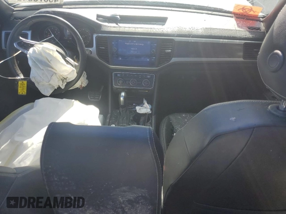 2021 Volkswagen Atlas SE z VIN 1V2RE2CA8MC203553, wystawiony jako Copart lot #45873045 z przebiegiem 83 348 mil mil oraz Szkoda całkowita • Salvage title. Historia ofert i sprzedaży dostępna na DreamBid. Obrazek 8.