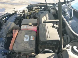 2010 Toyota Camry z VIN 4T1BB3EK0AU113631, wystawiony jako IAAI lot #43470993 z przebiegiem 264 042 mil mil oraz . Historia ofert i sprzedaży dostępna na DreamBid. Obrazek 19.