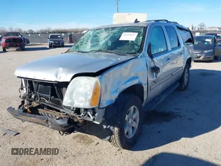 2011 GMC Yukon XL SLT with VIN 1GKS2KE30BR385063, listed as a IAAI auction lot 41224922 with Not Provided miles. Bid and sale history available at carsss.com. Image 6.