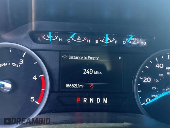 2022 Ford F-350 XL with VIN 1FT8W3BT7NEC73201, listed as a Copart auction lot 54583985 with 166,621 mi miles and Clean Title. Bid and sale history available at DreamBid. Image 8.