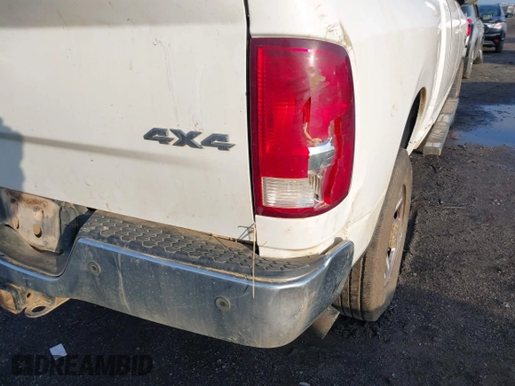 2015 Ram 2500 Big Horn with VIN 3C6UR5ML6FG635339, listed as a IAAI auction lot 41546974 with Not provided miles and . Bid and sale history available at DreamBid. Image 13.