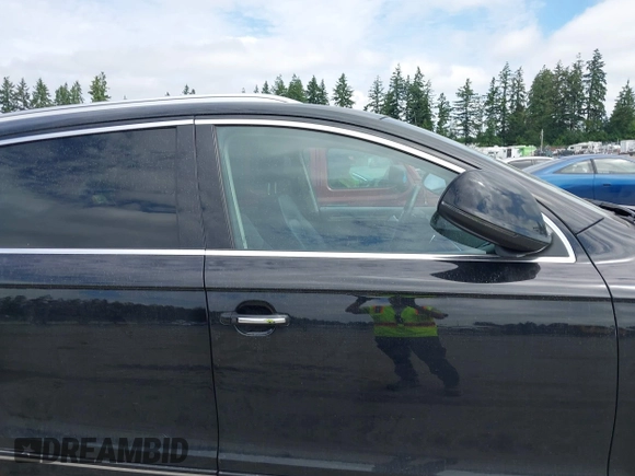 2015 Audi Q7 Premium Plus z VIN WA1LMAFE5FD030021, wystawiony jako IAAI lot #42627531 z przebiegiem 137 454 mil mil oraz . Historia ofert i sprzedaży dostępna na DreamBid. Obrazek 13.