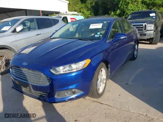 2013 Ford Fusion SE with VIN 3FA6P0HR1DR141485, listed as a IAAI auction lot 42000438 with 1 mi miles. Bid and sale history available at carsss.com. Image 2.