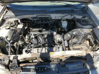 2005 Ford Escape XLT with VIN 1FMYU03115KB27374, listed as a Copart auction lot 72568654 with Not Provided miles and Salvage Title. Bid and sale history available at carsss.com. Image 11.